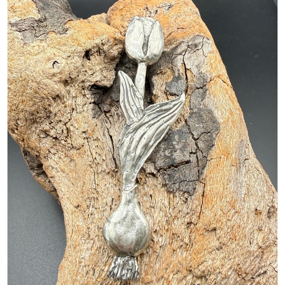 Vintage Pewter Tulip Bulb Brooch Botanical Flower Pin Silver Tone Cast Metal